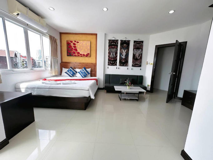 Bedroom 12