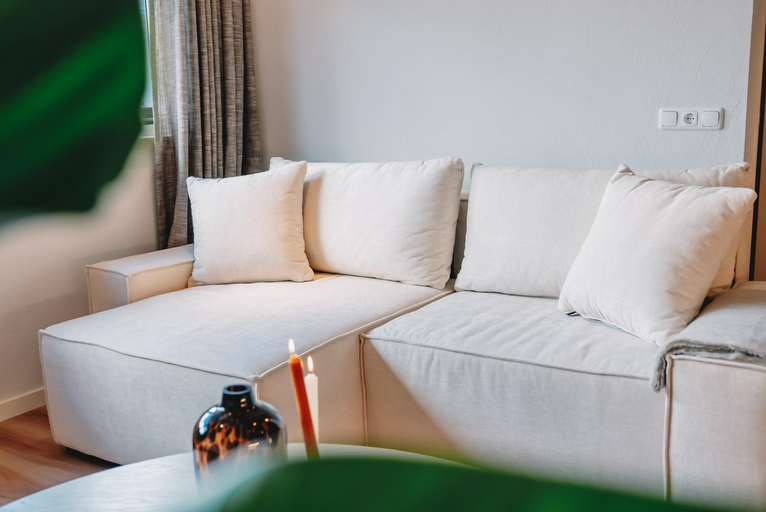 Others 2, Wellness Bed & Breakfast by Leef, Maasland