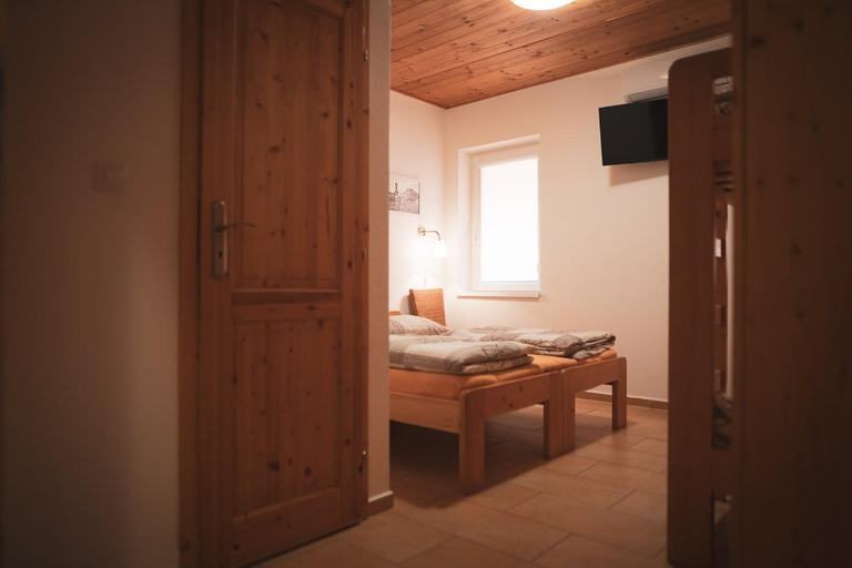 Others 5, Pension U Obecni Satlavy, Břeclav