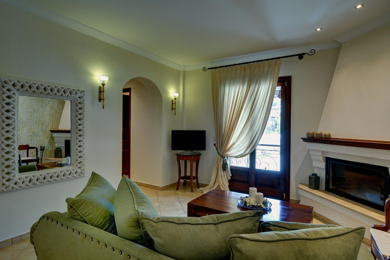 Others 3, Iatrou Guesthouse, Thessaly