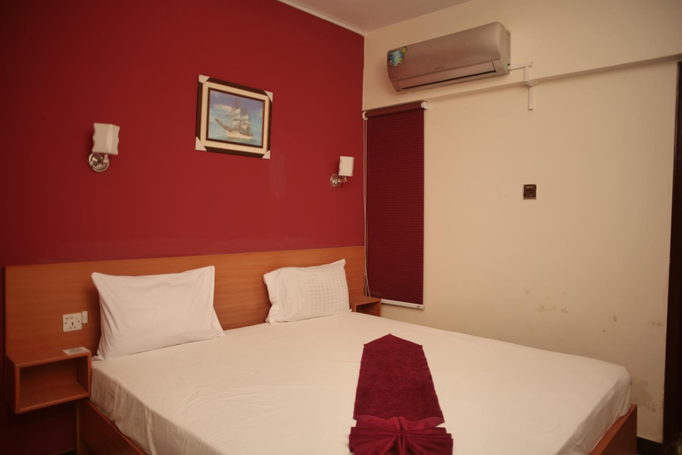 Bedroom 2, Diamond Apart's Dha Karachi, Karachi