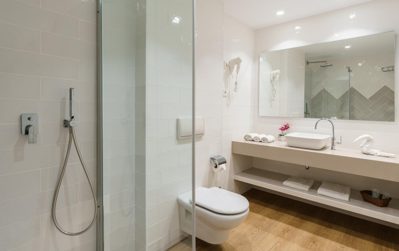 Bathroom 5, Club del Sol & Spa, Baleares