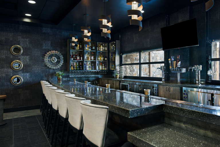 Food & Drinks 5, Oxford Suites Sonoma- Rohnert Park, Sonoma