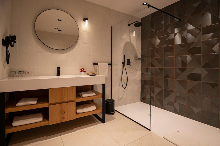 Bathroom 4, Hotel Safir Casino, Trieste
