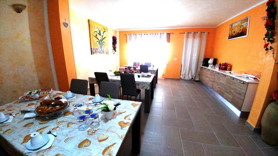 Food & Drinks 5, b&b MareSalento, Lecce