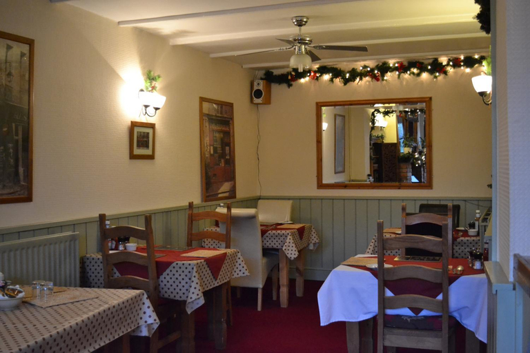 Food & Drinks, Halfway House, Worcestershire