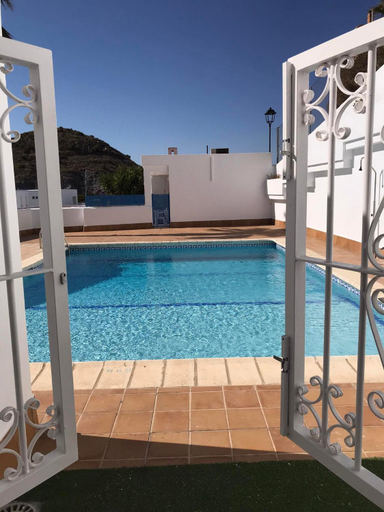 Piso Luna, Almería