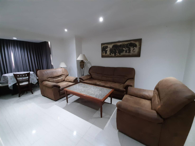 Others 5, 1 Bedroom Apartment Sukhumvit Soi 4, Khlong Toey
