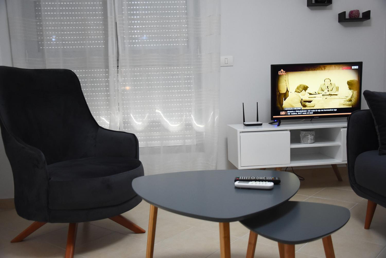 Others 4, Click Apartments - Tirana, Tiranës