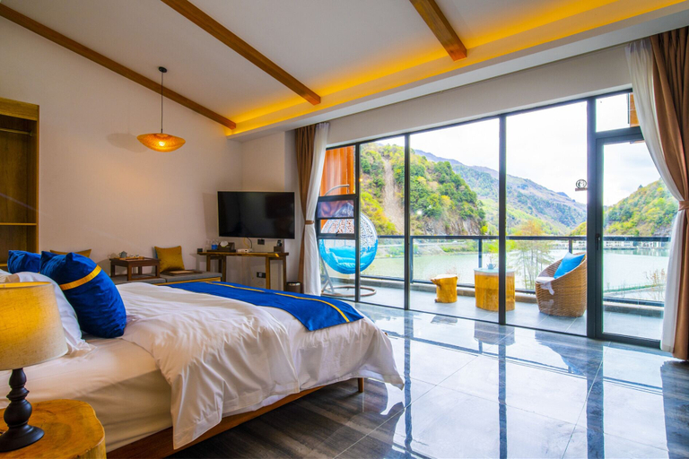 Bedroom 3, Summergarden Hotel, Ngawa Tibetan and Qiang