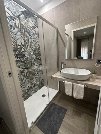 Bathroom 6