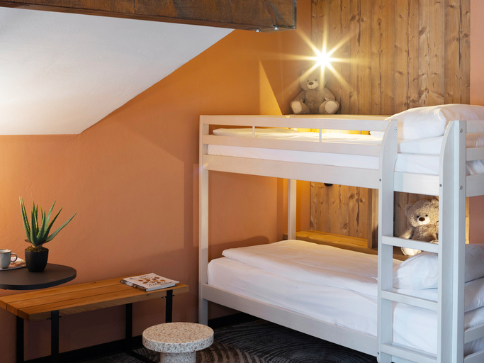 Bedroom 2, ibis Styles Les Houches Chamonix, Haute-Savoie
