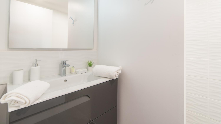 Bathroom, La chambre Sweety, Dordogne