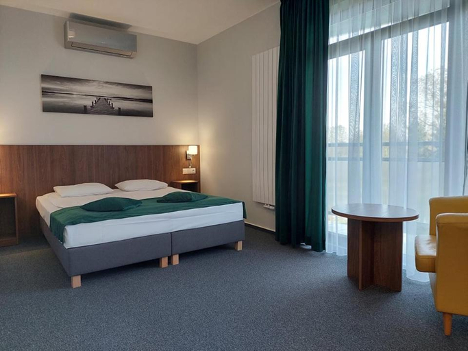 Others 3, Eurohotel, Piaseczno