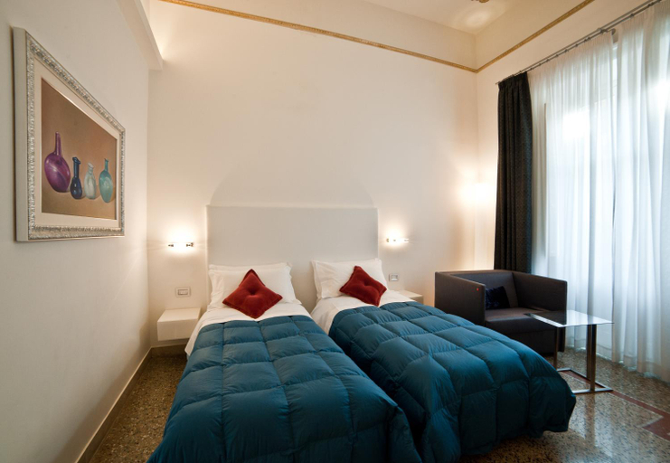 Bedroom 18