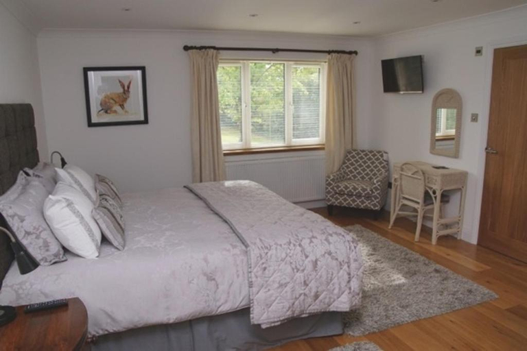 Others 2, Cherry Tree Bed & Breakfast, Wiltshire