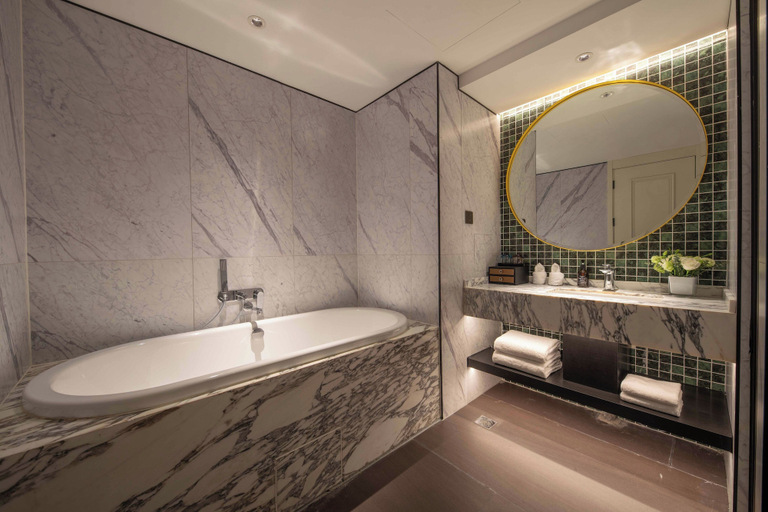 Bathroom 4, Jinglai Hotel Bushe, Shanghai