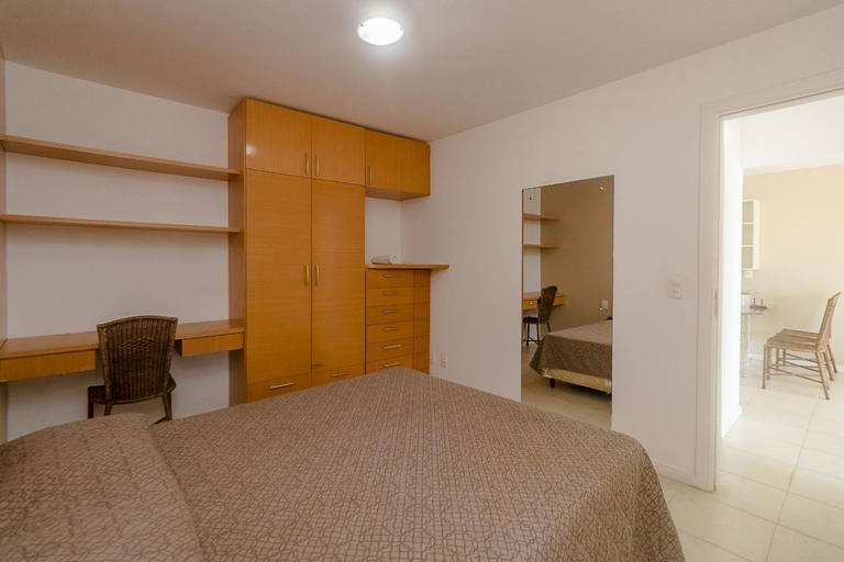 Bedroom 13