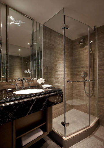 Bathroom 4