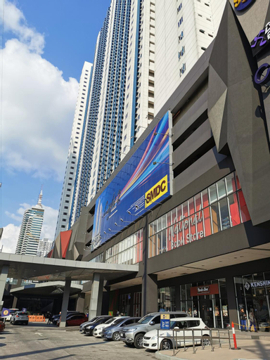 Apartments at SM Light Residences, Mandaluyong