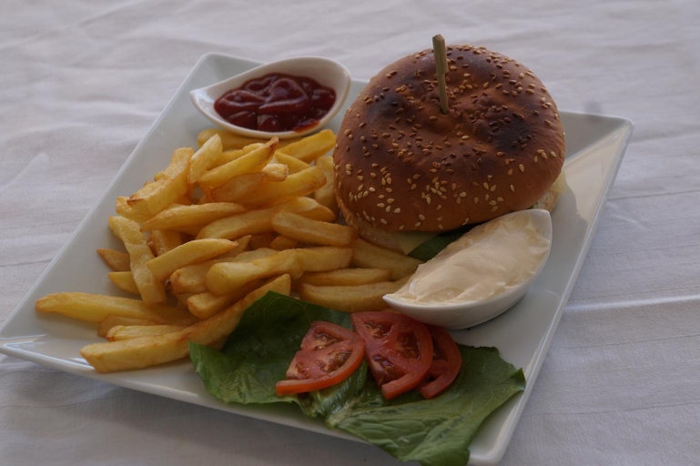Food & Drinks 3, Cavos Fokidos, Central Greece