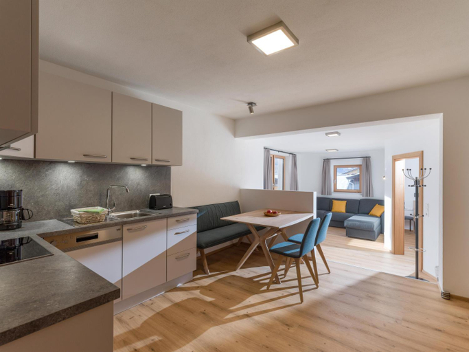 Others 5, Haus Seisl, Kufstein