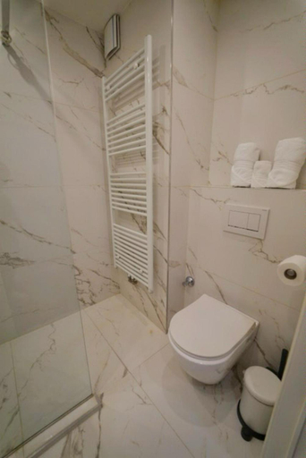 Bathroom 2, Arku apartments Brussels Airport, Vlaams Brabant