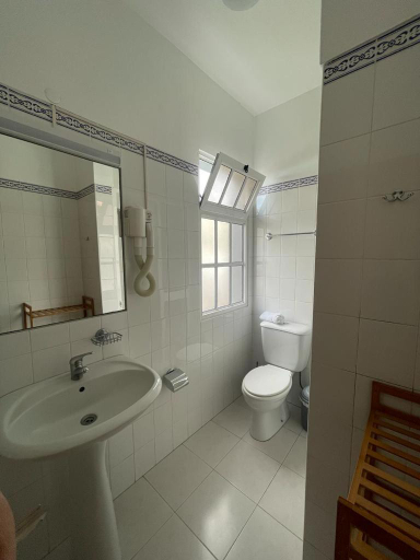 Bathroom 3, Valhalla Panorama, Funchal
