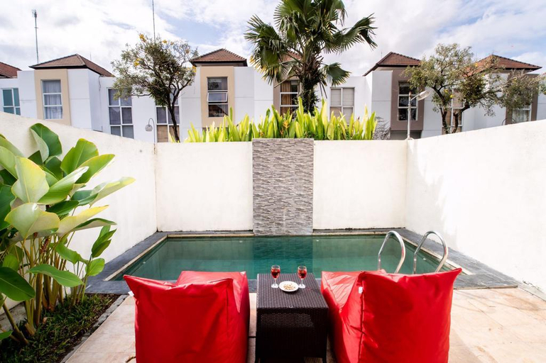 Sport & Beauty 3, Uppala 2 Bedrooms Cozy Villa with Private Pool, Badung