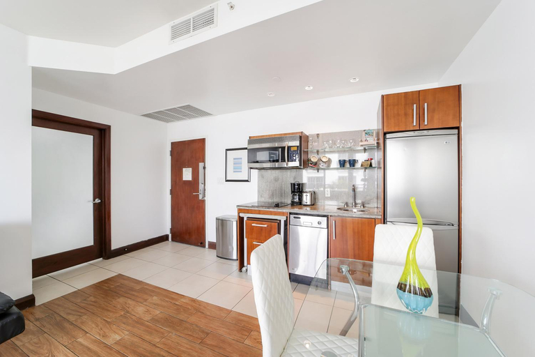 Dining Room 1