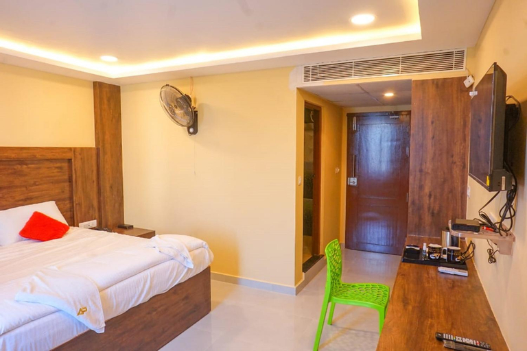 Bedroom 12