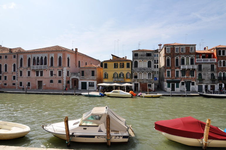 Others 5, Dream suites, Venezia