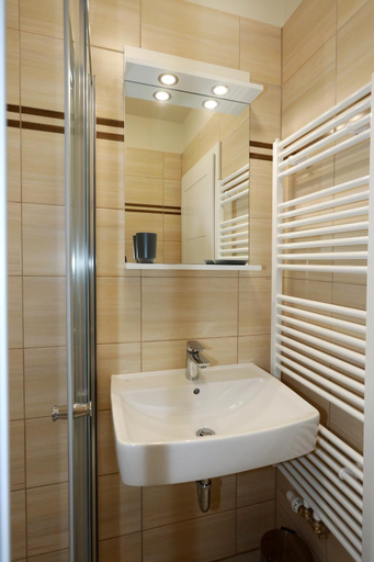 Others 4, Apartmany Tatra, Karlovy Vary