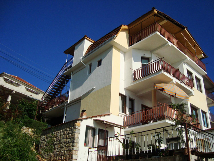 Others 5, Sonce Guest House