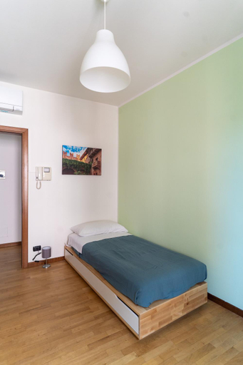 Others 5, Residenza al Corso, Verona