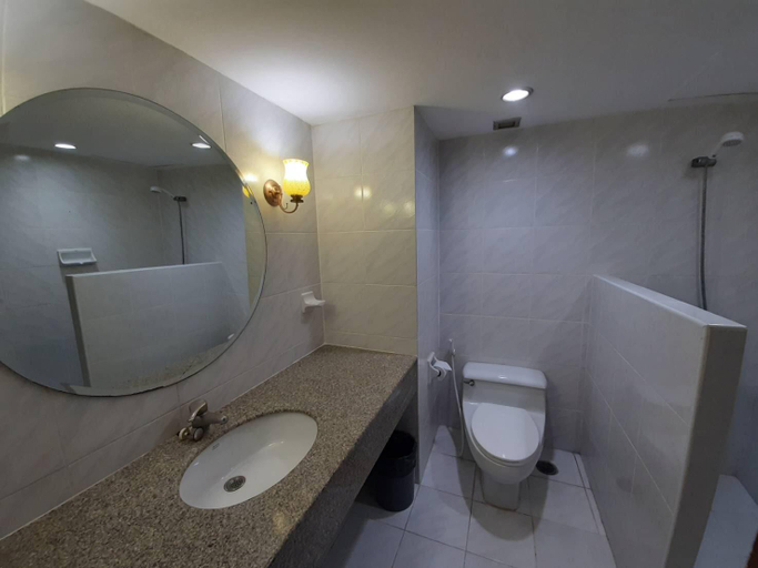 Bedroom 3, 1 Bedroom Apartment Sukhumvit Soi 4, Khlong Toey