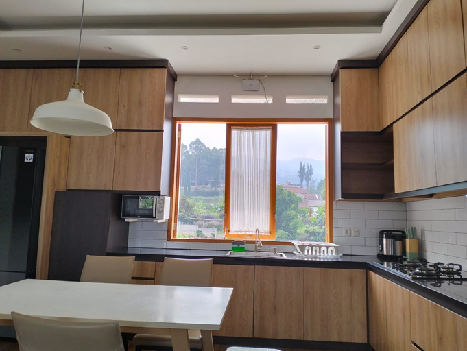 kitchen 14