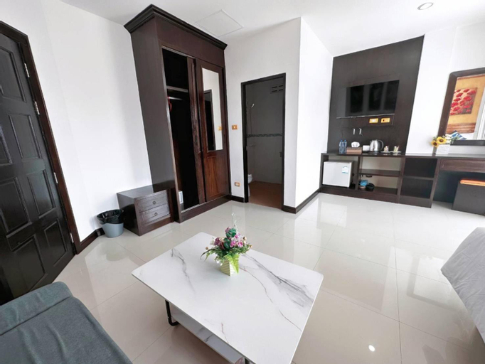 Dining Room 3
