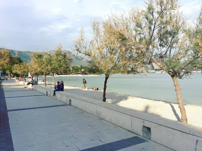 5, Villa Sorelle with a swimming pool, Kaštela