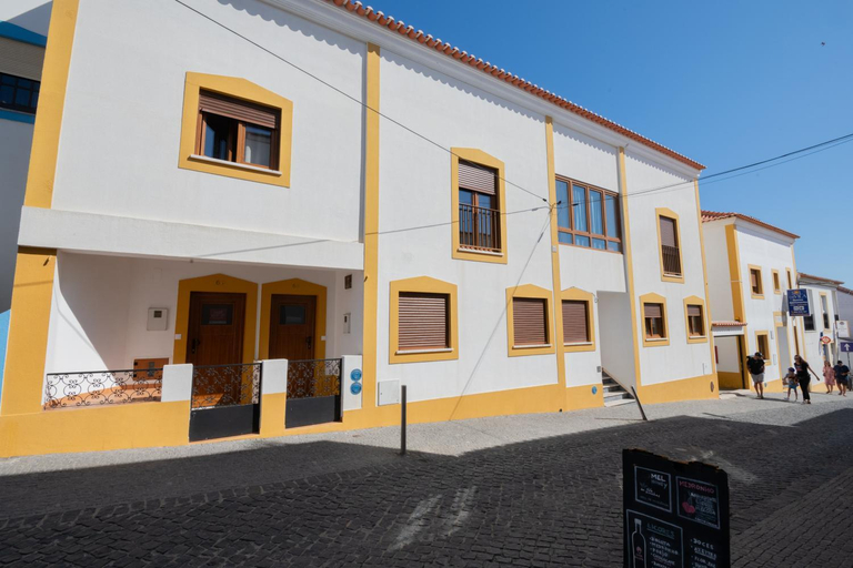 Exterior 11