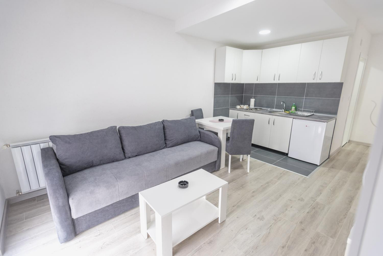 Others 2, Apartmani Centar Loznica, Loznica