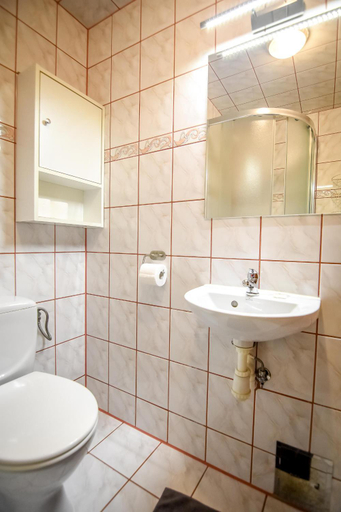 Bathroom 4, Willa Znana - komfortowe noclegi 200 m od Krupowek, Tatra