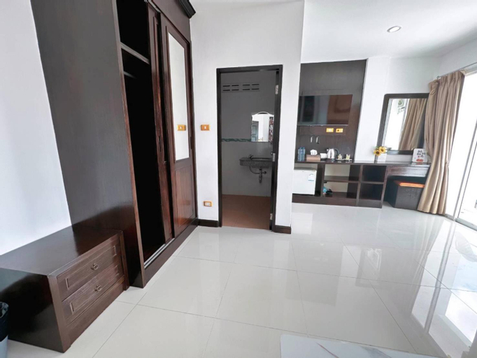 Dining Room 11