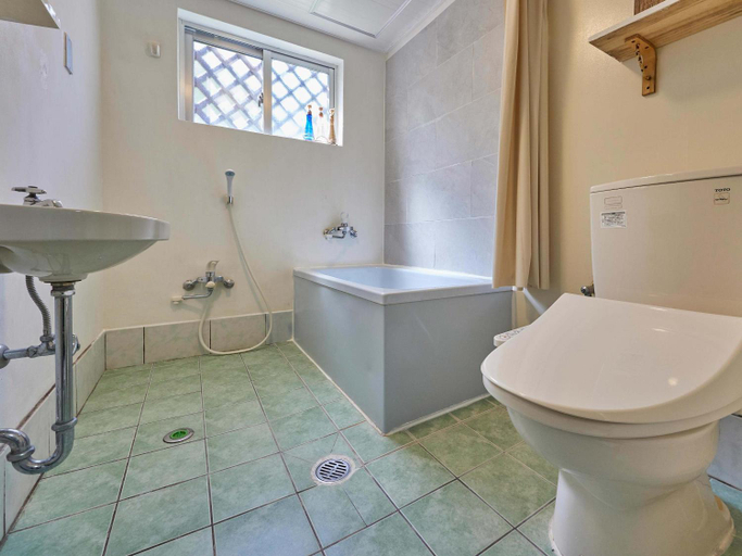 Bathroom 5, Yukurina Resort Okinawa Umikaji, Motobu