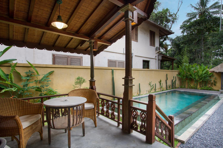 Swimming Pool 4