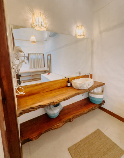 Bathroom 6