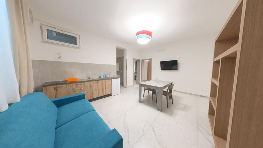 Others 4, San Cataldo Hotel, Taranto