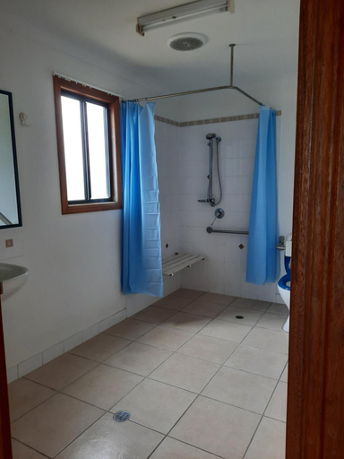 Bathroom 2, Hay Point Hotel/Motel, Sarina