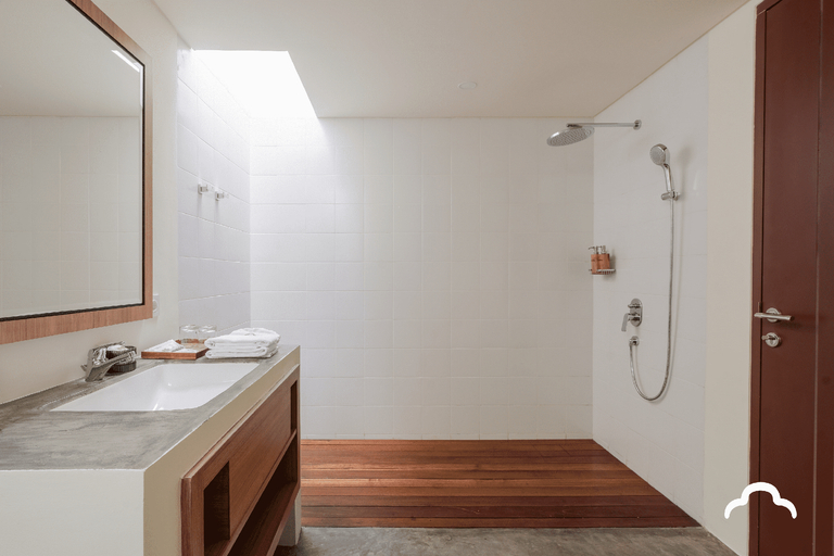Bathroom 4