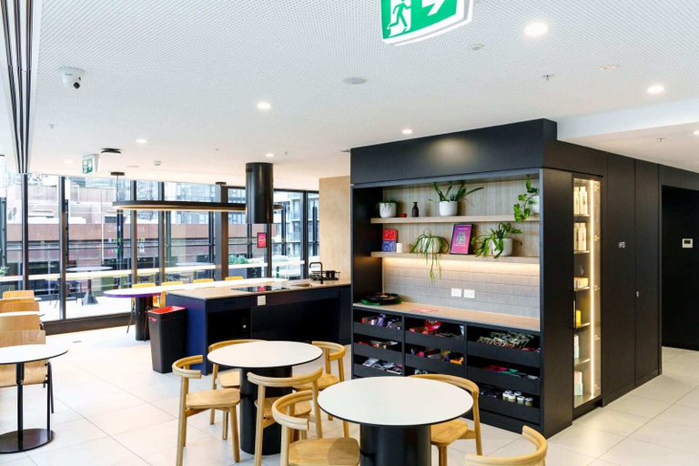 Food & Drinks 3, Student Only Victoria Market, Melbourne